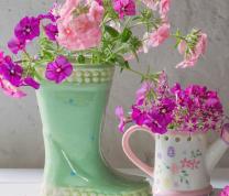Crafternoons: Paint Ceramic Planter Boots